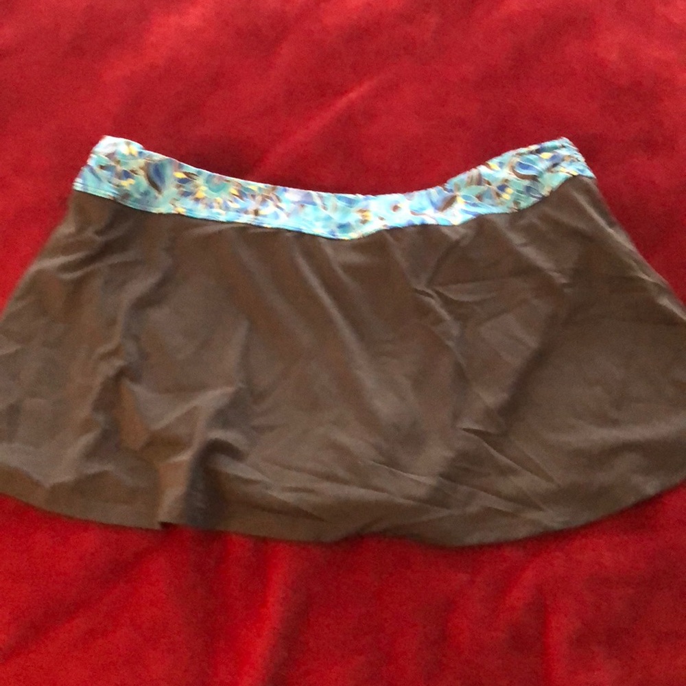 Skirted swimsuit bottom